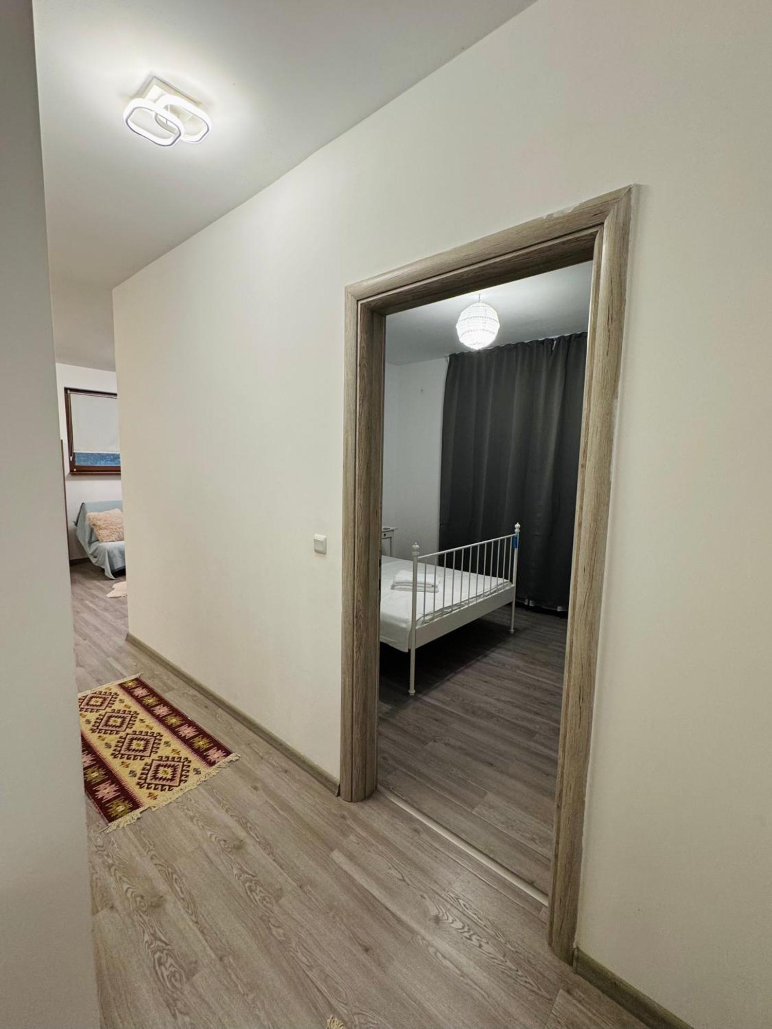 Solar D3, Private Parking, One Bedroom * Bucarest